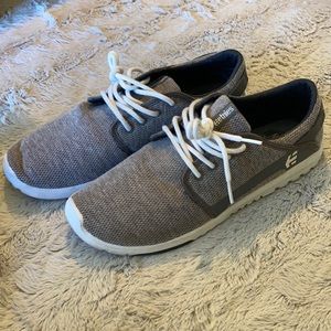 Etnies sneakers